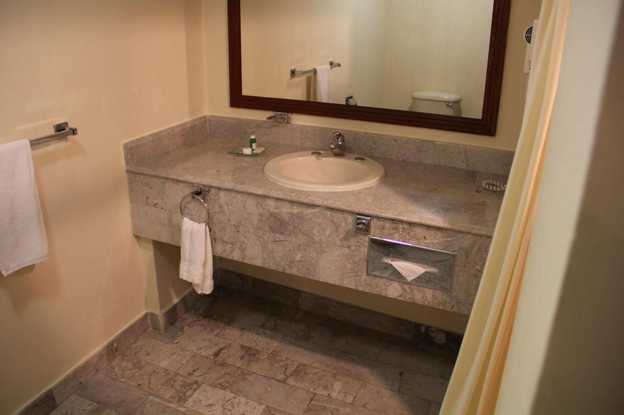 Hotel Tehuacan Plaza Buitenkant foto