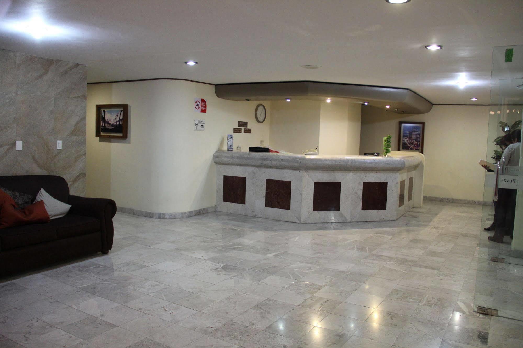 Hotel Tehuacan Plaza Buitenkant foto